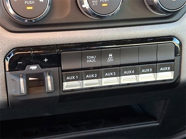 2024 RAM 2500 Tradesman Regular Cab 4x4 8' Box