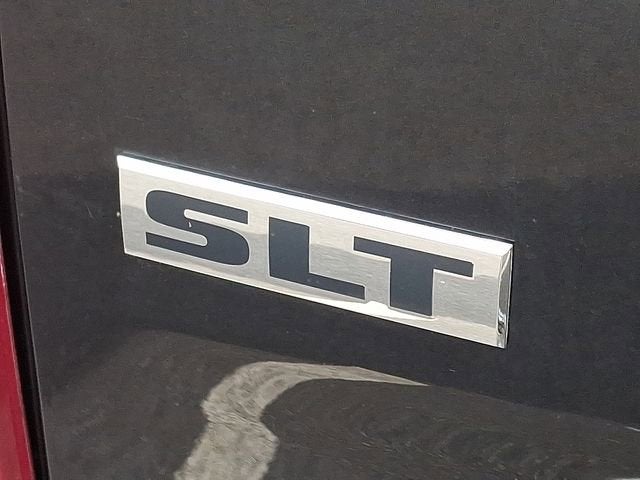 2018 RAM 2500 SLT Crew Cab 4x4 8' Box