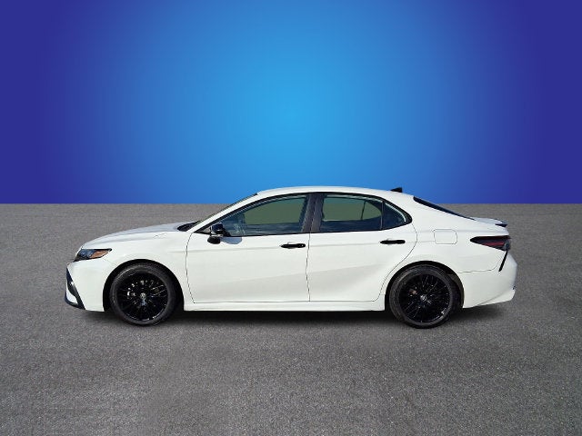 2022 Toyota Camry SE Nightshade Edition