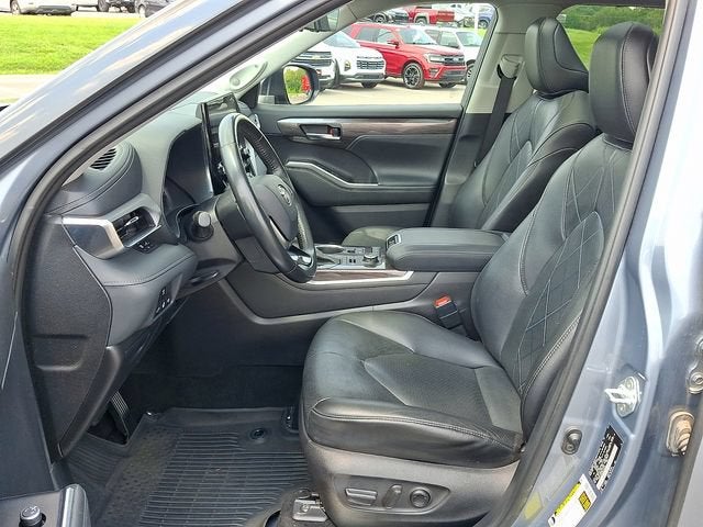 2021 Toyota Highlander Platinum