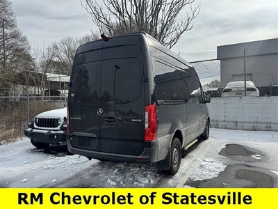 2022 Mercedes-Benz Sprinter Passenger Van 2500 STANDARD ROO