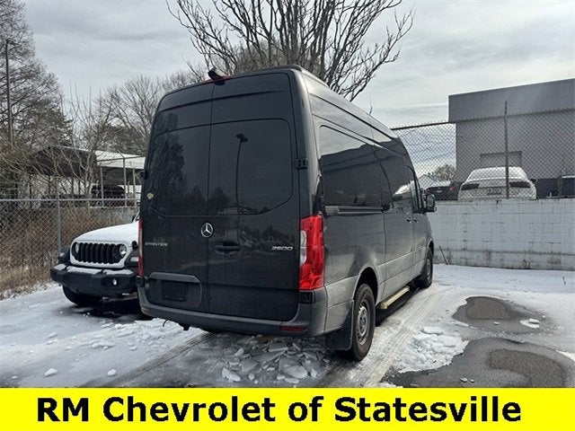 2022 Mercedes-Benz Sprinter Passenger Van 2500 STANDARD ROO