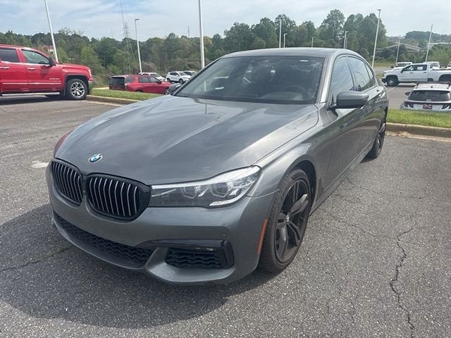 2017 BMW 740i 740i