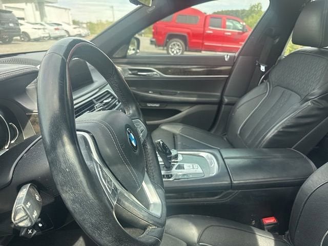 2017 BMW 740i 740i