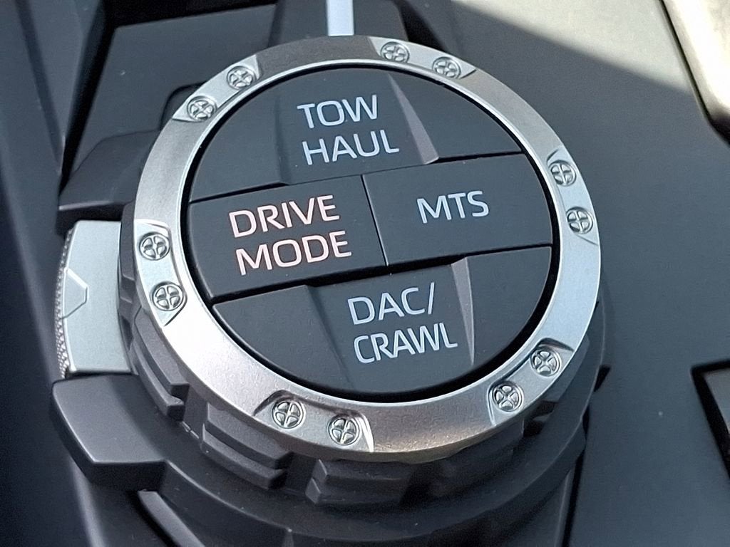 2025 Toyota Tacoma 4WD SR