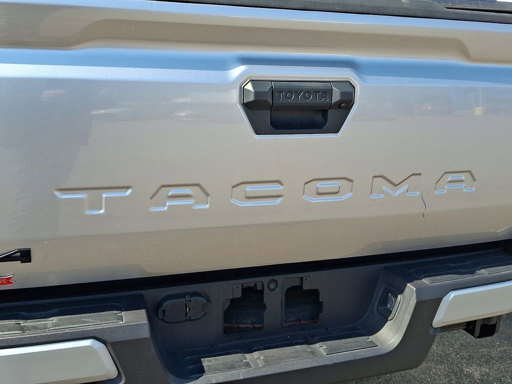 2025 Toyota Tacoma 4WD SR