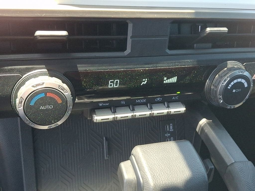 2024 Toyota Tacoma 4WD SR5