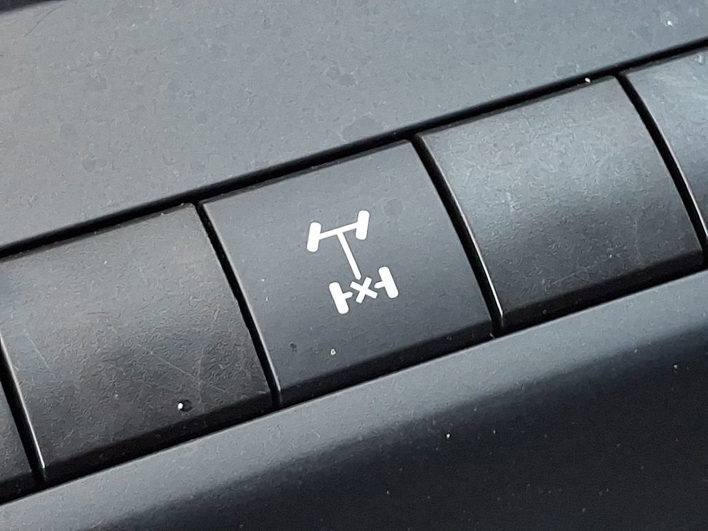 2024 Toyota Tacoma 4WD SR5