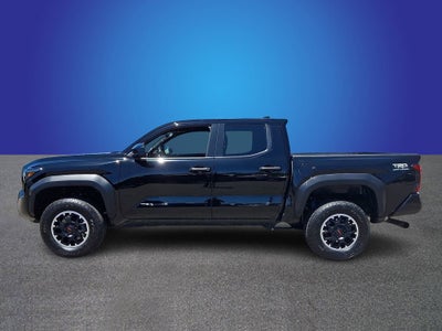 2024 Toyota Tacoma 4WD SR5