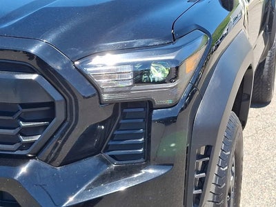 2024 Toyota Tacoma 4WD SR5