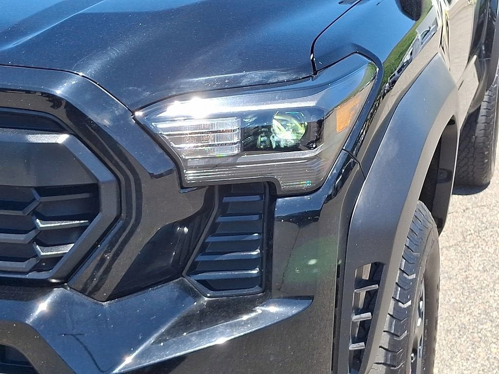 2024 Toyota Tacoma 4WD SR5