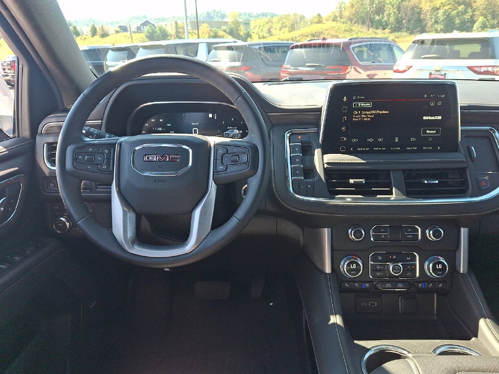 2023 GMC Yukon XL SLT