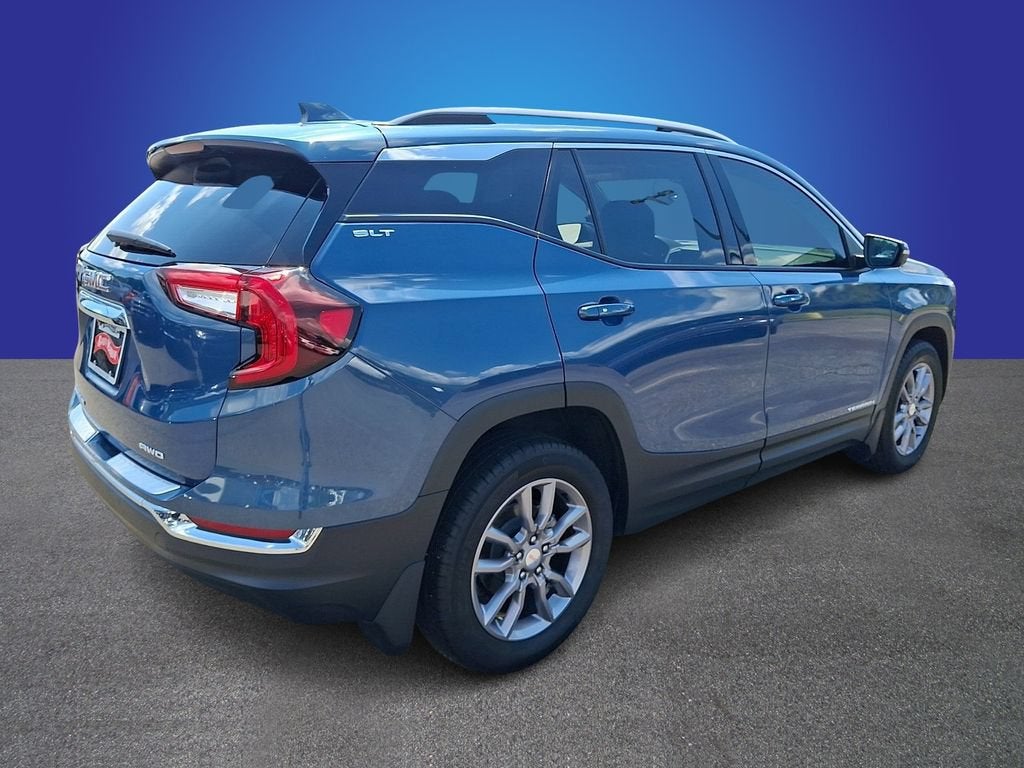 2024 GMC Terrain SLT