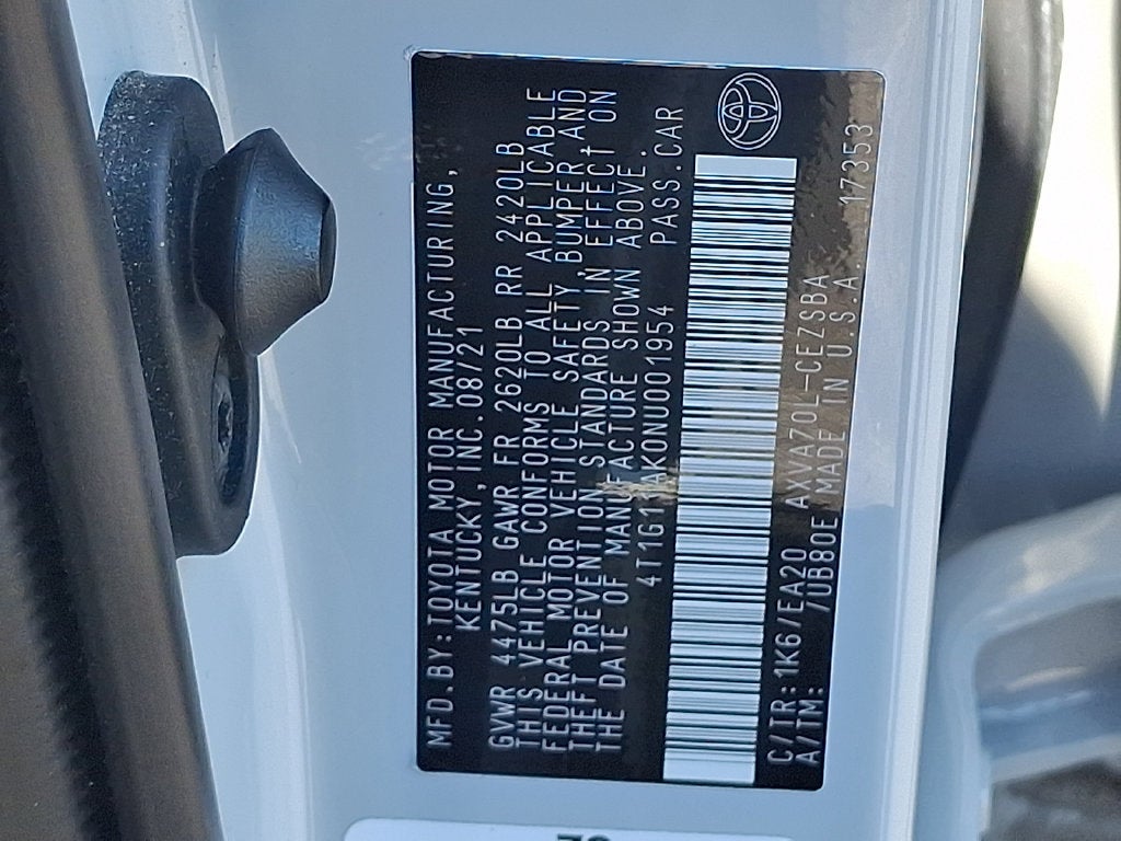 2022 Toyota Camry SE