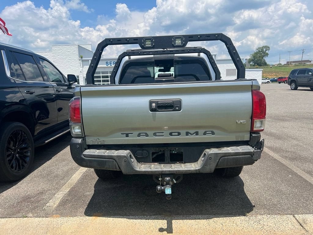 2018 Toyota Tacoma SR