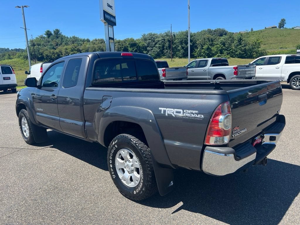 2013 Toyota Tacoma Base