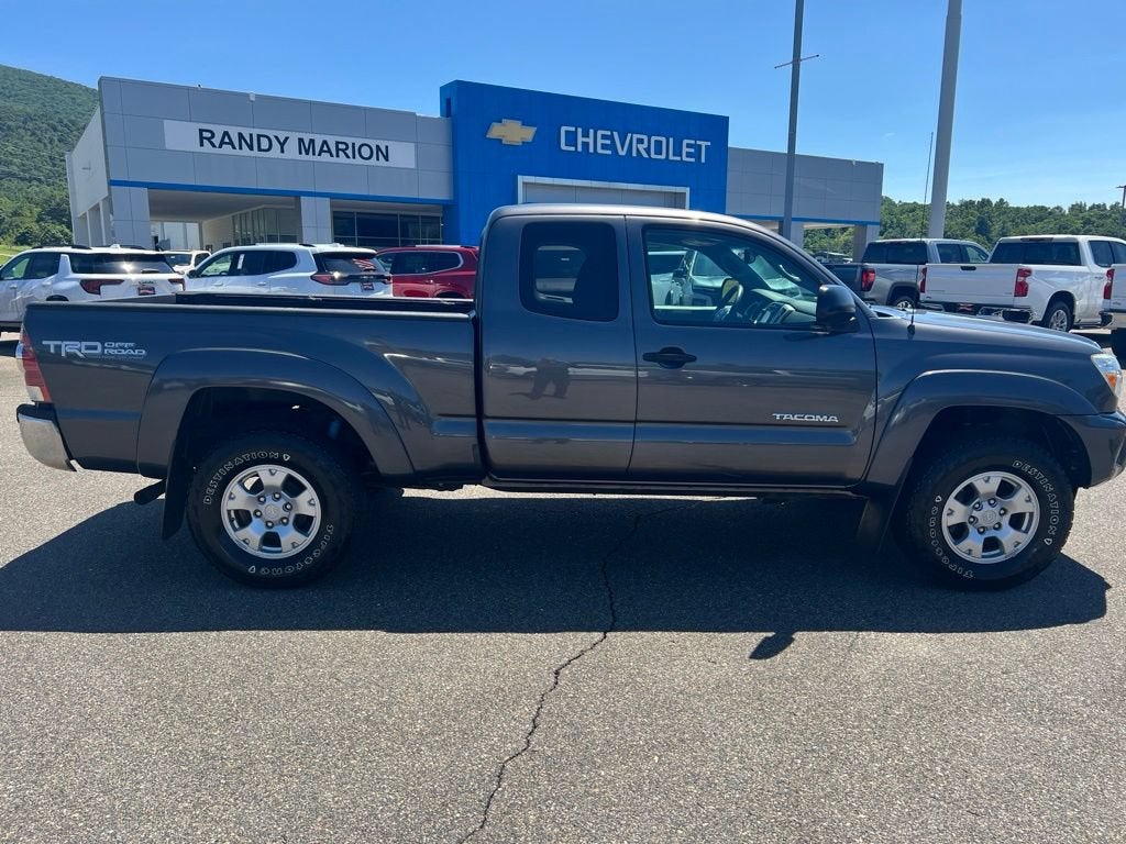 2013 Toyota Tacoma Base