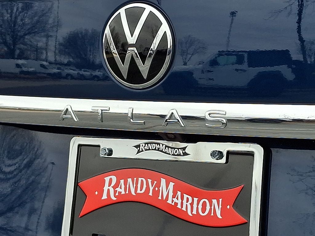 2022 Volkswagen Atlas 3.6L V6 SE w/Technology