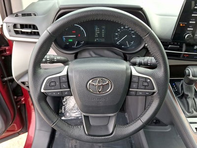 2023 Toyota Sienna XLE 7 Passenger