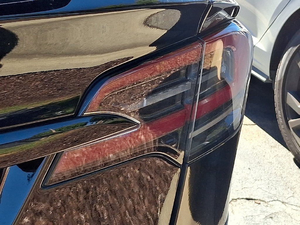 2025 Tesla Model X Base
