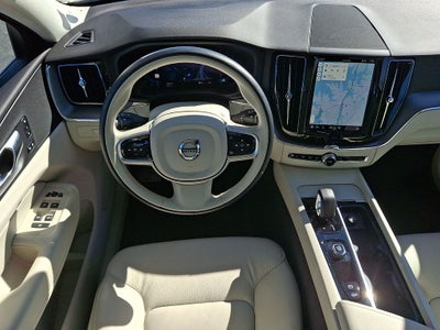 2025 Volvo XC60 B5 Core
