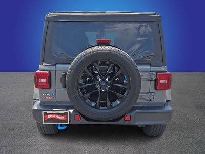 2023 Jeep Wrangler Sahara 4x4
