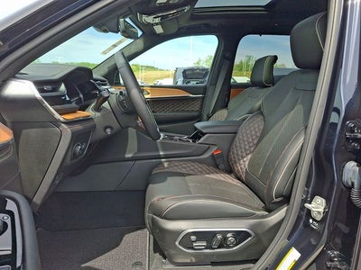 2023 Jeep Grand Cherokee L Summit Reserve 4x4