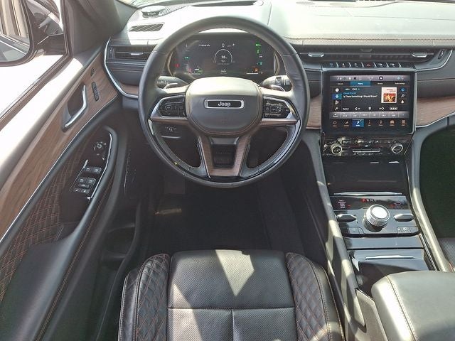 2023 Jeep Grand Cherokee Summit