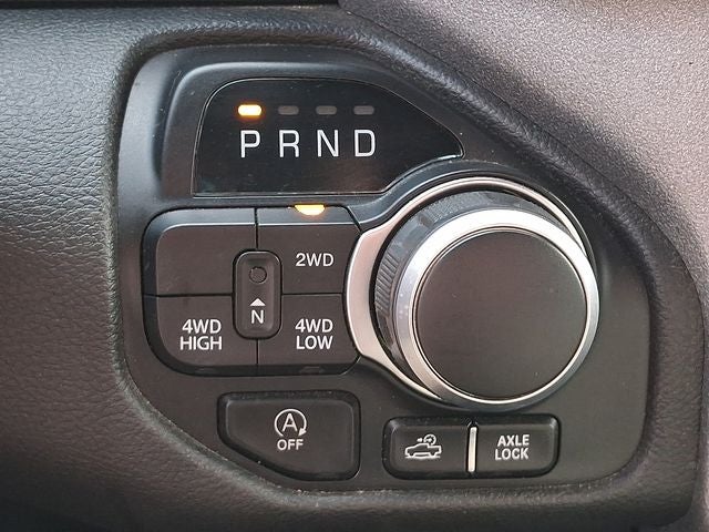 2023 RAM 1500 Tradesman Crew Cab 4x4 5'7' Box