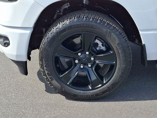 2022 RAM 1500 Big Horn Crew Cab 4x4 5'7' Box