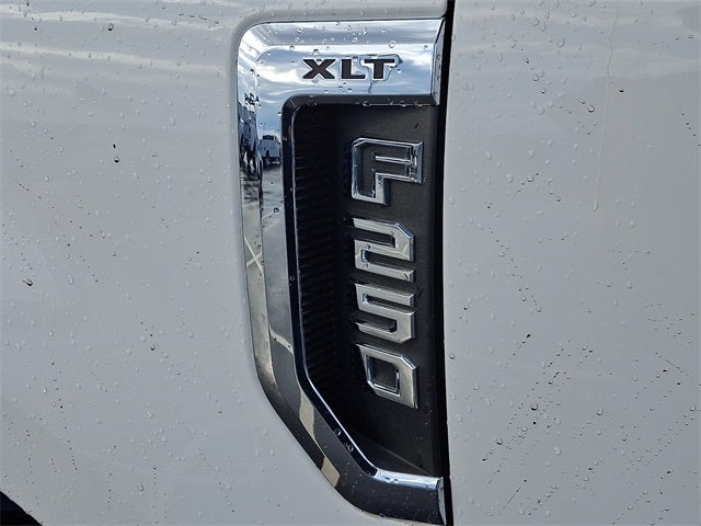 2017 Ford F-250SD XLT