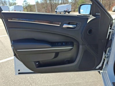 2023 Chrysler 300 Touring L AWD