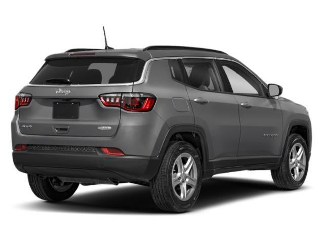 2023 Jeep Compass Latitude Lux FWD