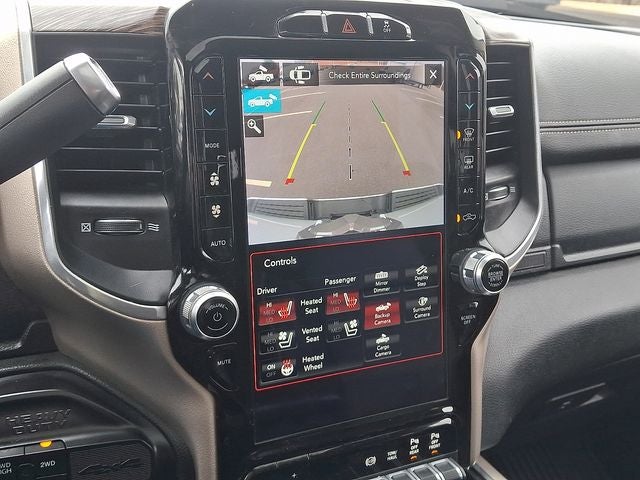 2020 RAM 3500 Laramie Crew Cab 4x4 6'4' Box