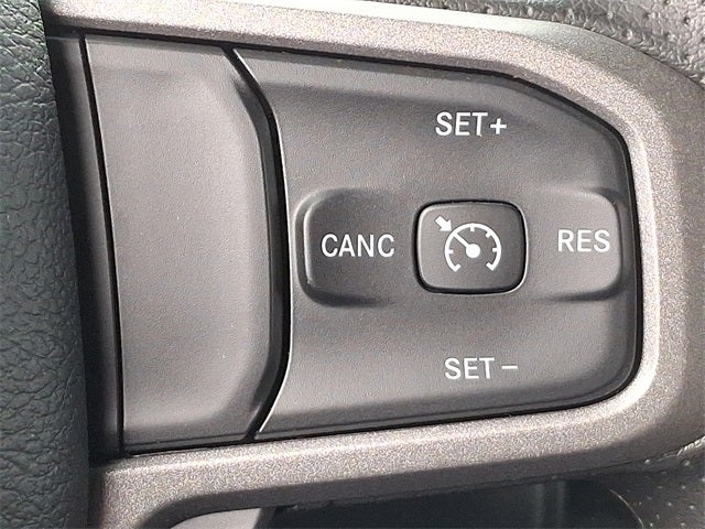 2023 RAM 3500 Tradesman Crew Cab 4x4 8' Box