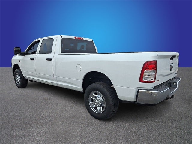 2023 RAM 3500 Tradesman Crew Cab 4x4 8' Box