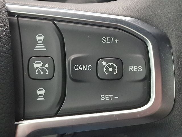 2025 RAM 3500 Big Horn Crew Cab 4x4 8' Box